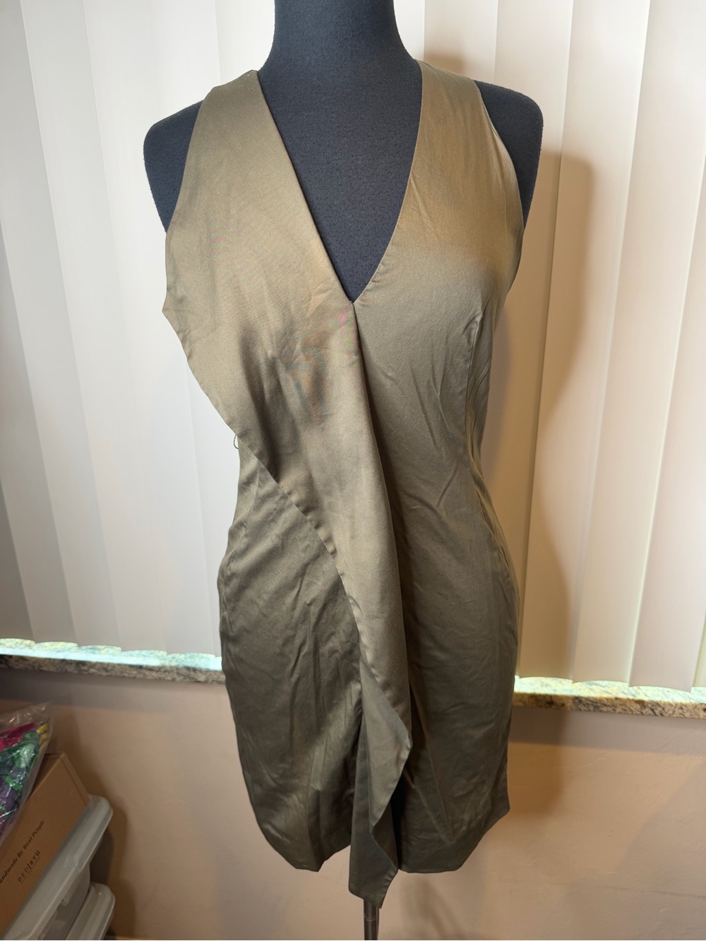 Black Halo Olive Green Sleeveless Wrap Dress Size 4